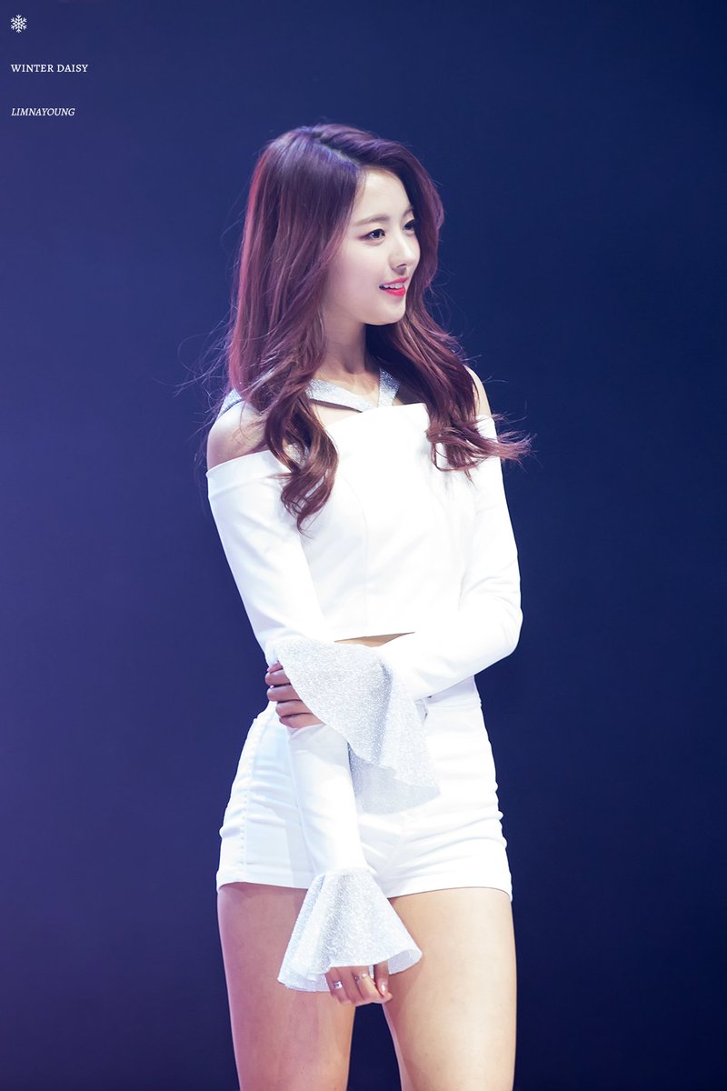 WinterDaisY1204's tweet photo. #임나영 #나영 https://t.co/Y4rQlSnEoH