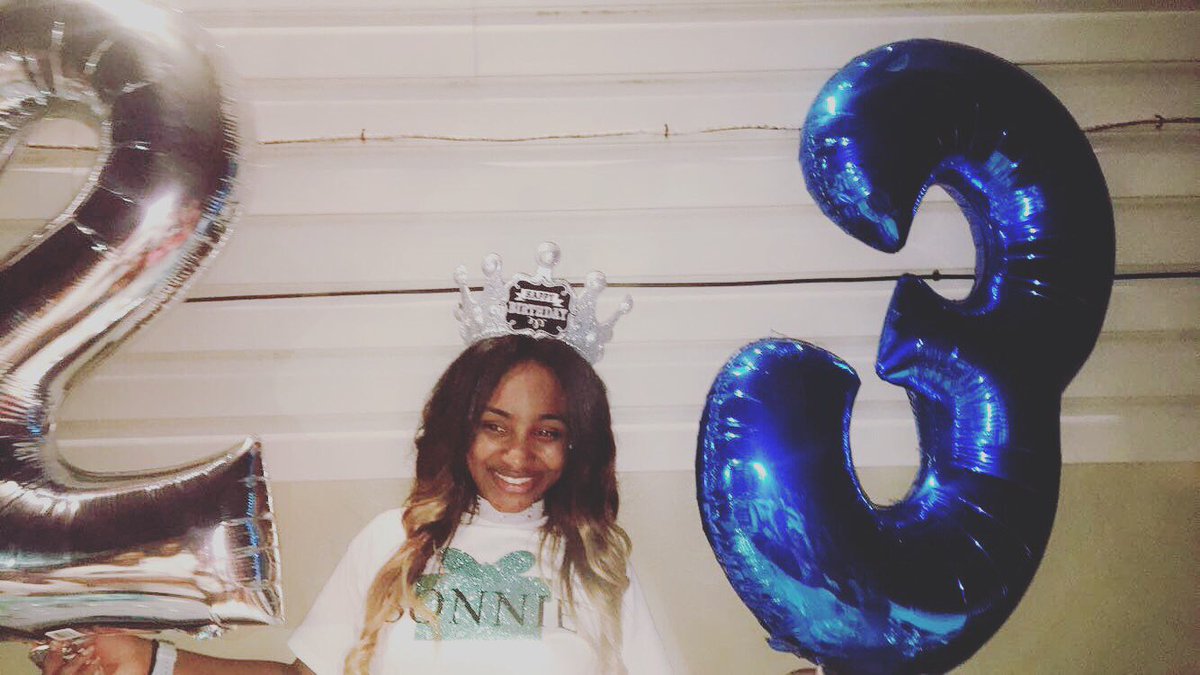 Jus_Sign's tweet photo. ITS MY BIRTHDAY!!!!🎉🎉 https://t.co/V4NizsdQhN