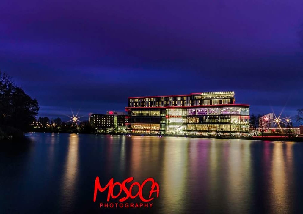 mosocaphotos's tweet photo. Still buzzing after my Long Exposure and Light Painting class this weekend at the @ukphotoshow  @capturebrum !
Happy I inspired others. 😀 https://t.co/dftgy0zCpi
