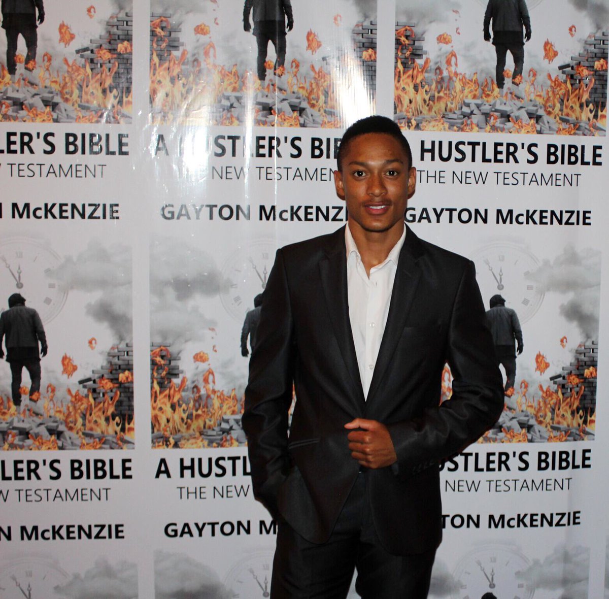 AHustlersBible2's tweet photo. #anightoutwithG DVD recording at the Joburg Theatre https://t.co/0Ff2v2WDFj