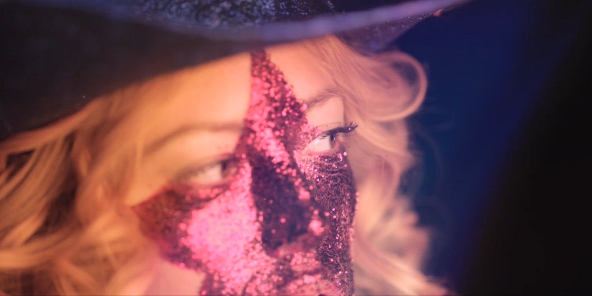 benjamincpc's tweet photo. VEGAS COWGIRL @irkmagazine French_cowboy @ChaPerillat @toxavanger Adrenaline feat Sophie Tith. @dior #locomotion https://t.co/M2T8YMAcL6 https://t.co/Kk87bntkKL