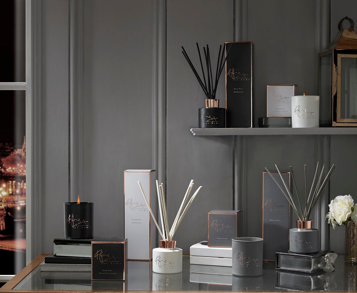 KylieAtHome's tweet photo. Enhance your space with the same deliciously lingering scented tones as our candles, tranquility, rose &amp; cassis, and dark noir. https://t.co/vA5gludsuB