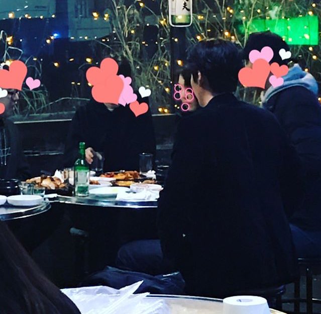 EdnaMaan1's tweet photo. WooBin Hanging Out With Friends #SmilingBabe #KimWooBin โค๏ธ๐๐ธ https://t.co/axLRQfkhuk