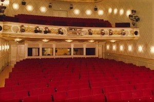 aufderbuehne's tweet photo. #Kritik von Stefan Bock zu
#ZUCKEN (@gorkitheater)
#Premiere: 17. März 2017
#Bewertung ★★★★☆ https://t.co/xndX8RTrtq https://t.co/gqxev7MDvK