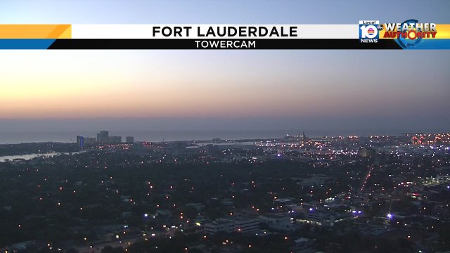 Beautiful picture from our Fort Lauderdale towercam just before sunrise. Watch Meteorologist Julie Durda for more. https://t.co/hi3FCFy7FG