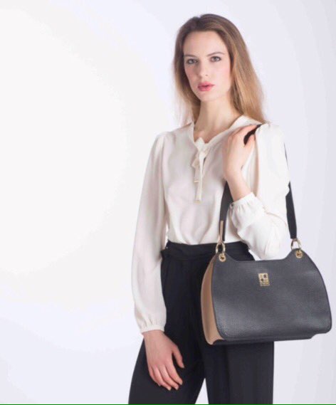 nuova_showroom's tweet photo. A perfect classy #bag to go to #work https://t.co/ZZPk1dTrd6 #nuovashowroom #handbag #accessories #madeinitaly #luxury #fashion #bloggers https://t.co/n7m1vTiAa6