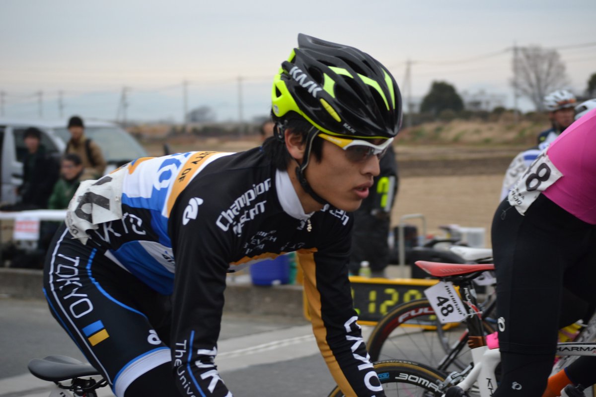 東京大学運動会自転車部競技班 Na Twitteru 貫名将人 3年 色々なことにこだわりのある副将の貫名 音楽の好みのジャンルも独特で Caramellなどユーロビート系 Angelaなどのアニソン バッハなどのバロックミサ曲 を聴いているそう 幅広いですね 自転車