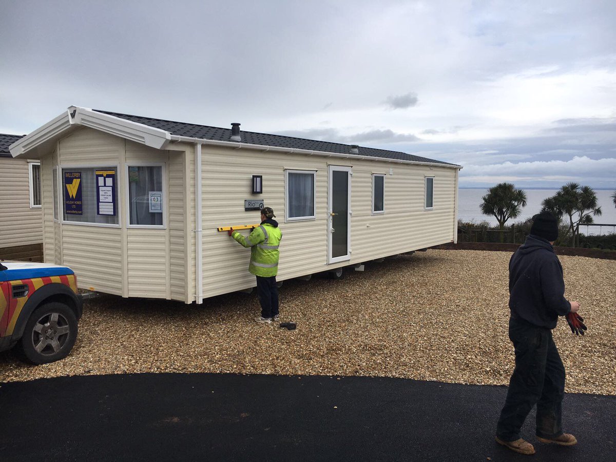 Thank you to <a href="/SCounties/">Southern Counties</a> and <a href="/toogoodscaravan/">Toogoods Caravans</a> for our lovely new @WillerbyHH Rio - it looks great on our new show ground!