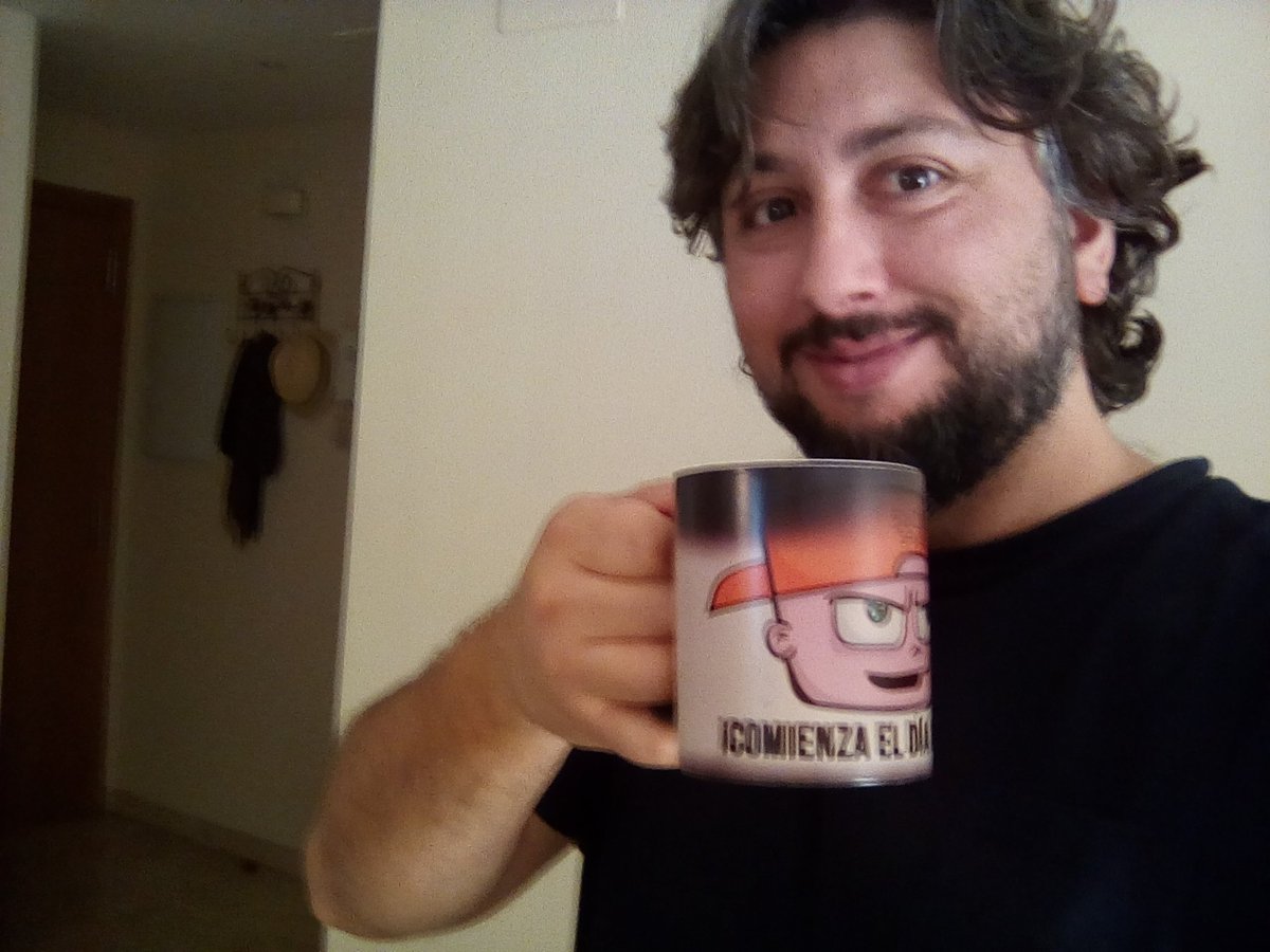 Slaenar's tweet photo. De una pieza y con su "magia" @SUCUOGAMES https://t.co/6SU6YuA1dI