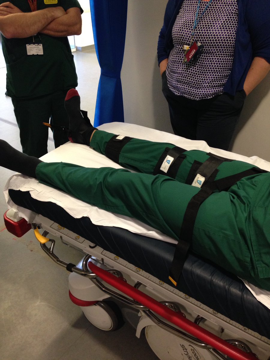 PrometheusLuke's tweet photo. @NorthBristolNHS #southmead @julesblackham @Prometheusmed #tractionsplint https://t.co/vZUVh3IG9O