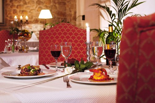 programapuntuan's tweet photo. ¡Disfruta de una cena para dos! Premiamos tus hábitos #saludables, descarga nuestra #app gratuita Puntuan https://t.co/e5bA97HSas https://t.co/gNx79ZiJl2