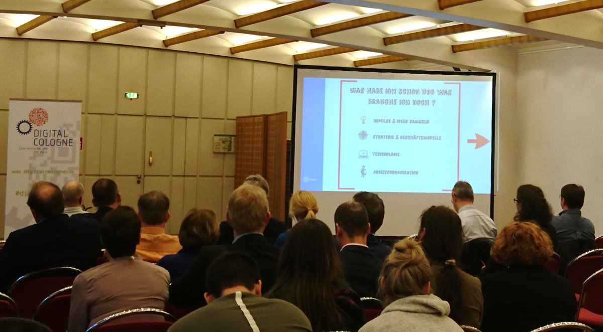 futureworks2017's tweet image. Wie und wohin verändert sich Ihre Arbeitswelt? Vortrag zur #DigitalisierungderArbeitswelt bit.ly/2nRqcy8