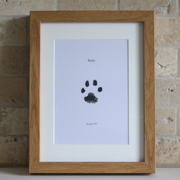 My new dog and cat pawprint pictures, available from my Etsy shop. Prints are exact size! A gorgeous keepsake #dog #keepsake #personailsed