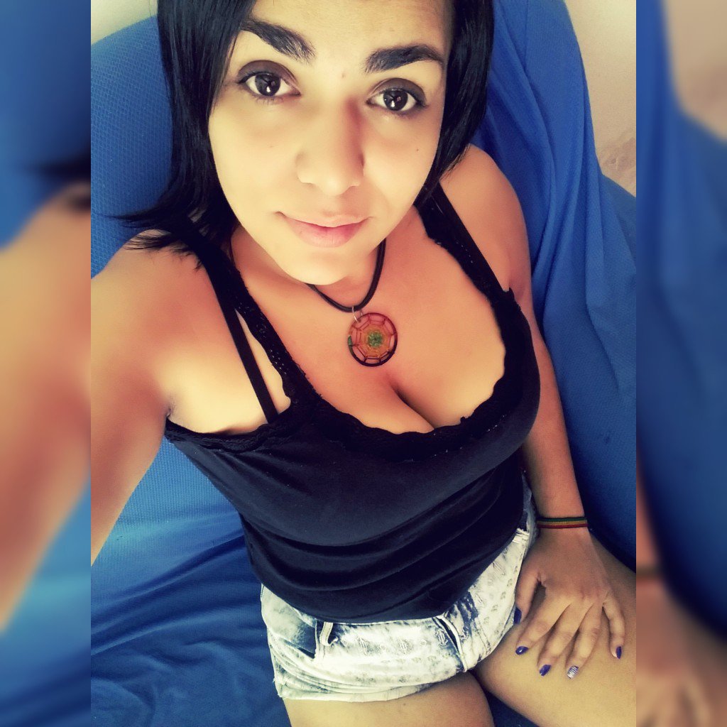 dan_lazzarini's tweet photo. Quero se feliz também navegar nas água  do teu mar.  💋 https://t.co/hZ8cqqYxO1