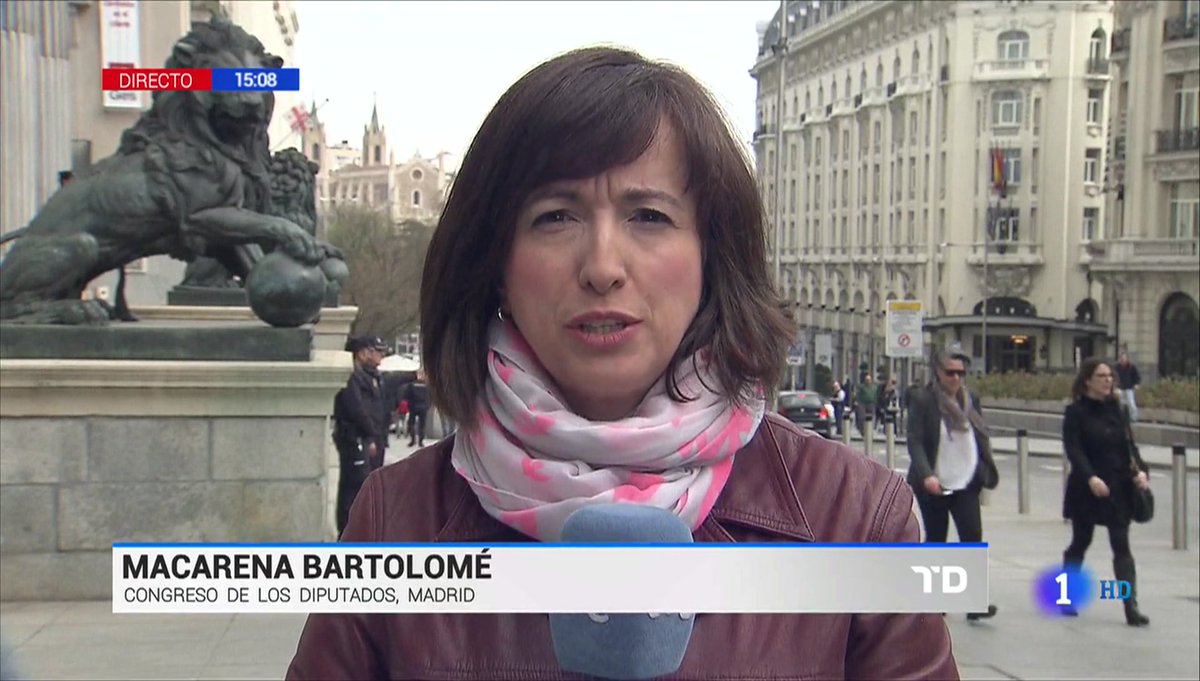 InfoDamas's tweet photo. @M_Bartolome
@telediario_tve 21/03/2017
Hablando de la reforma de la Ley de Seguridad Ciudadana 👸🏻 #DamaDeLaInformación https://t.co/USp3CTs05t