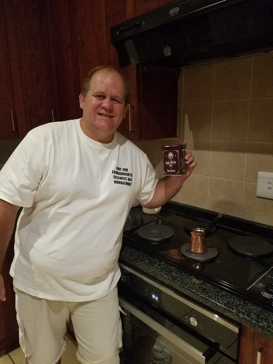 GnathiidGnation's tweet photo. Dr. @NicoJSmit1 trying his hand at making Turkish coffee! Pure #sciencefuel https://t.co/gwhvW4xQry