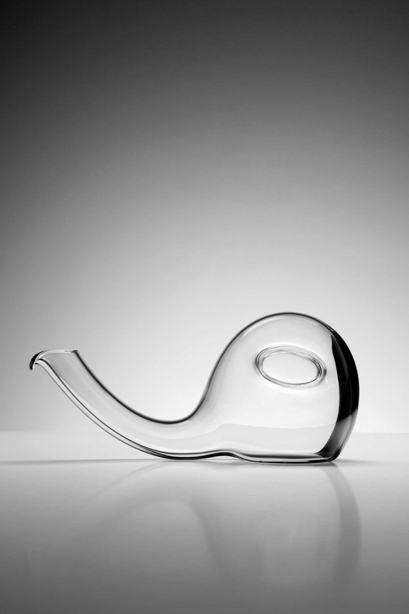 ChevalierWines's tweet photo. Get the most out of your wine collection with the sleek Riedel Escargot Decanter. Available now! 🥂 #decanter #wine → https://t.co/LFgosvMRja https://t.co/R3XpjaqQ6s