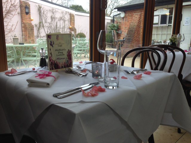 CafeCourtyardHW's tweet photo. Mother's Day is this Sunday! join us for breakfast, enjoy our celebratory lunch or indulge in afternoon tea. Booking essential https://t.co/SCQBRvjeH2