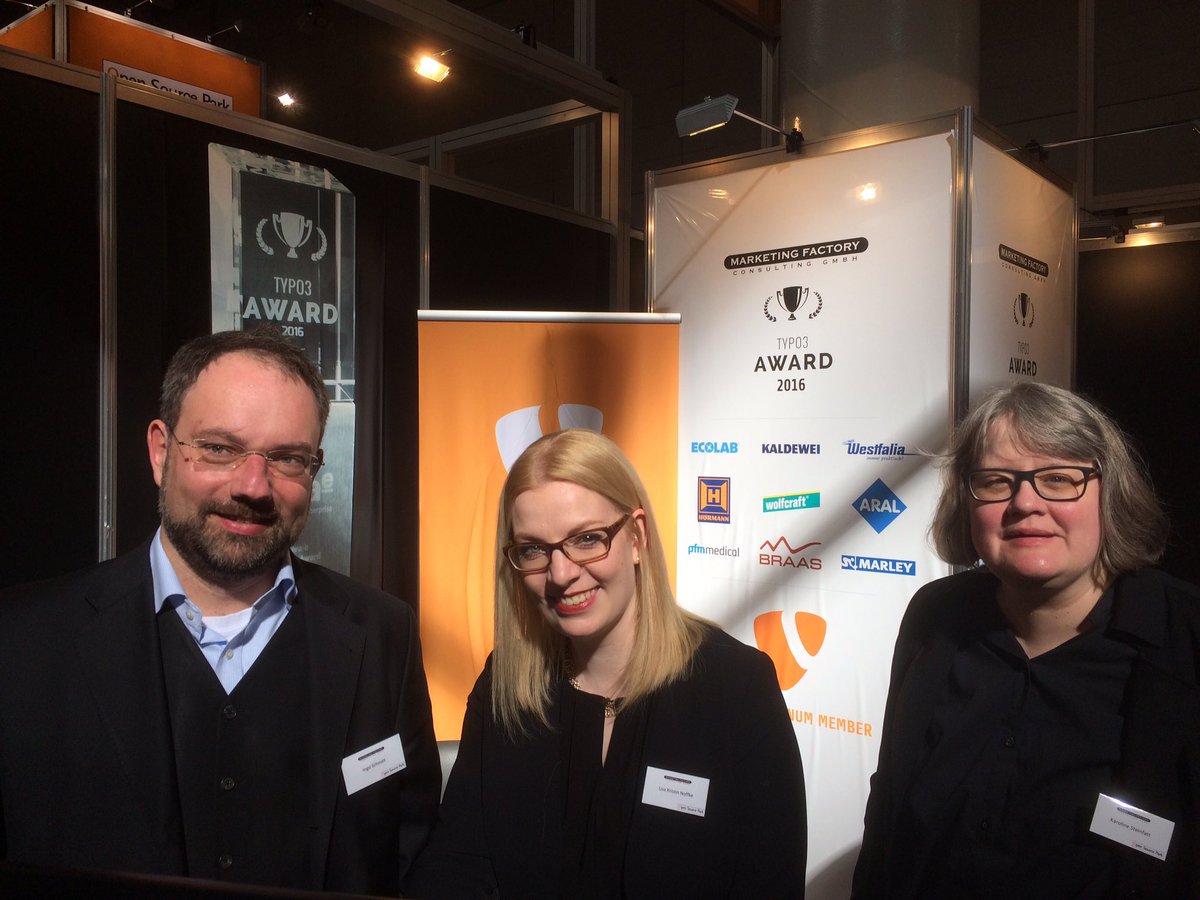 luckow's tweet image. klassentreffen auf der #cebit17 @ISchmitt #cmsgarden