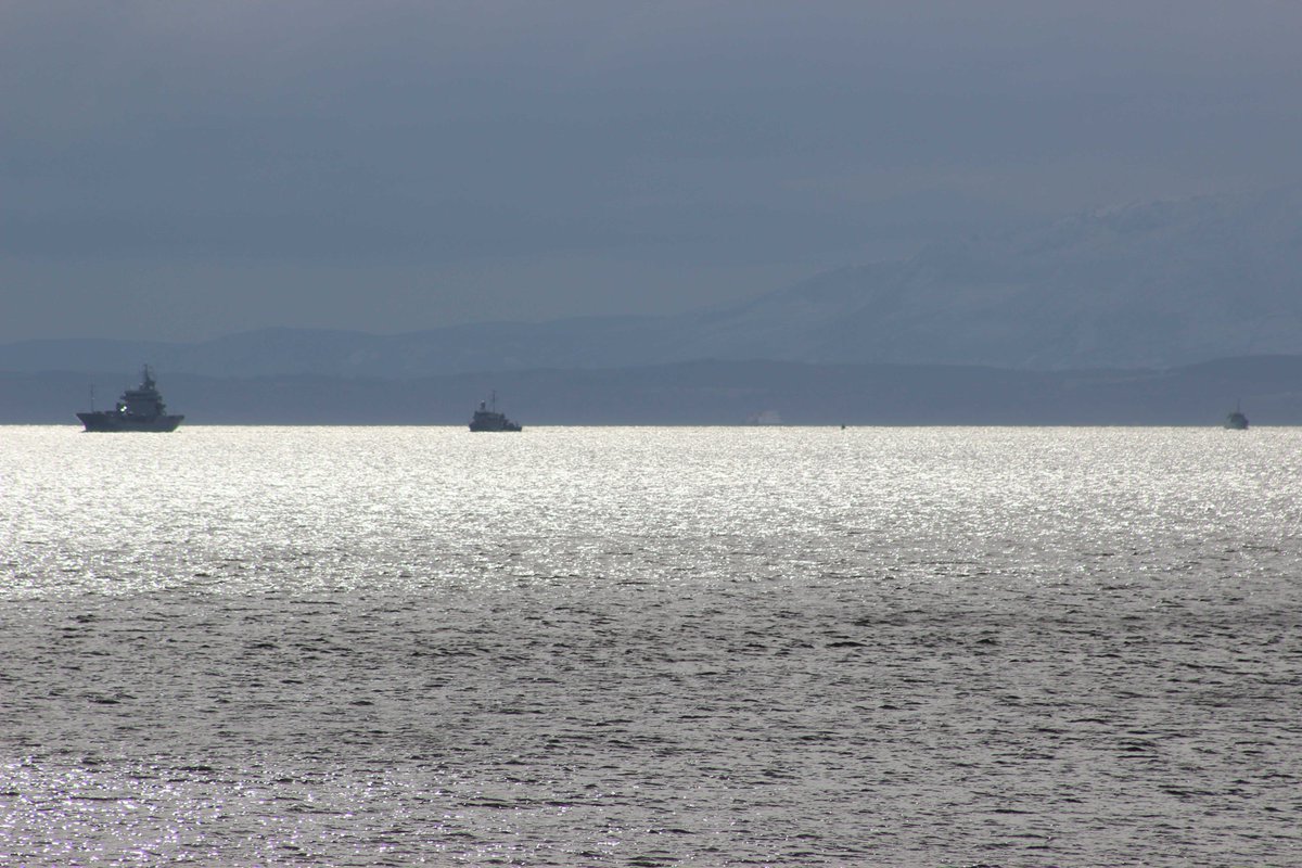 ArgyllSeaGlass's tweet photo. @NavyLookout German ships Donau & Siegburg & Estonian HS Kerkini on the #Clyde passing #ClochPoint #JW171 #JointWarrior @RNinScotland https://t.co/rxB9CcKYHP