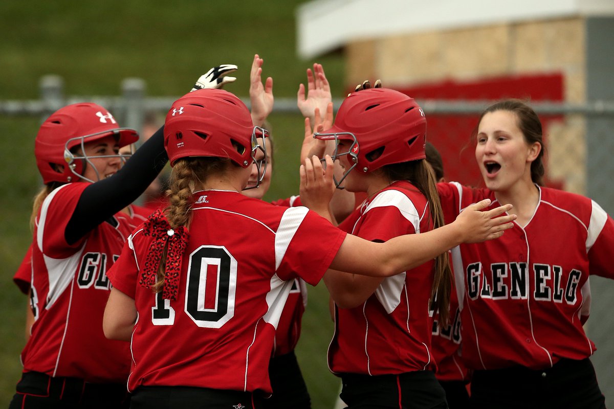 MonicaDIppolito's tweet photo. .@GlenelgSports return 8 starters &amp; tons of experience, likely battle atop county in '17 #HoCoSoftball

PREVIEW: https://t.co/Jzg3GZVkYg https://t.co/JfoXnpatNN