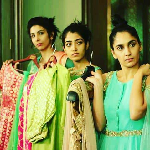 IndiashowcaseWk's tweet photo. #FittingsDay1
@meenabazarbd presenting their #SummerCollection 2017 named #ColorSplash 

#DTPCJISW17 #DelhiTimes #PCJeweller #TalentFactory https://t.co/uTcB2zll9v