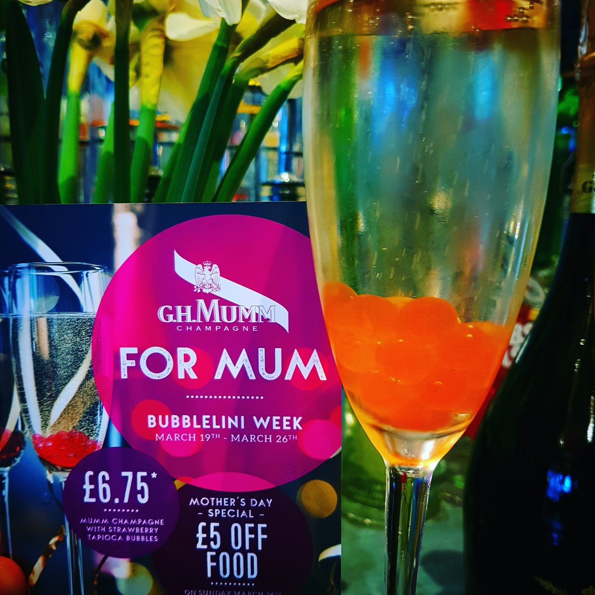 BlockGasketWey's tweet photo. Treat your mum this mothers day to our special MUMM Bubblelini and £5 off your food! 🍽🍽🍾 book now! #weybridge #champagne #mumm #MothersDay https://t.co/57CaI2tVvn