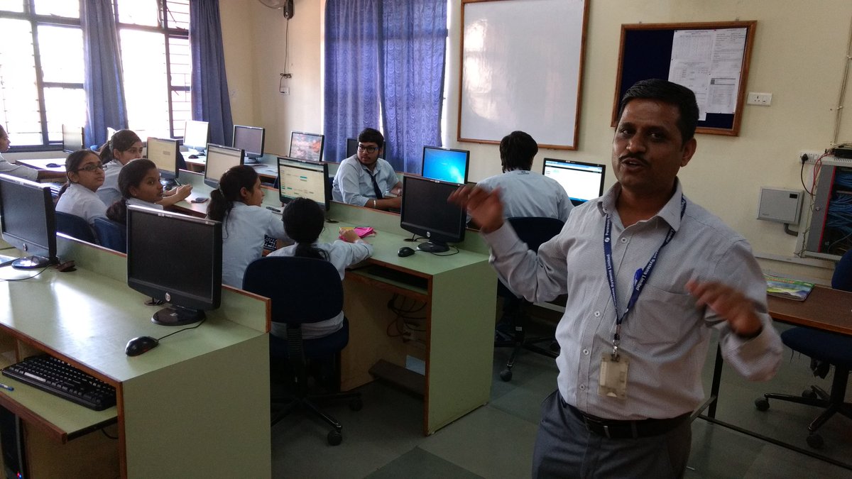 amol_kulk's tweet image. Continuing #WatsonIoT #wave  in #iotized  #Nagpur. This time at St. Vincent #Pallotti  college. Amazing response  #IBM #Watson &amp;amp; #Bluemix