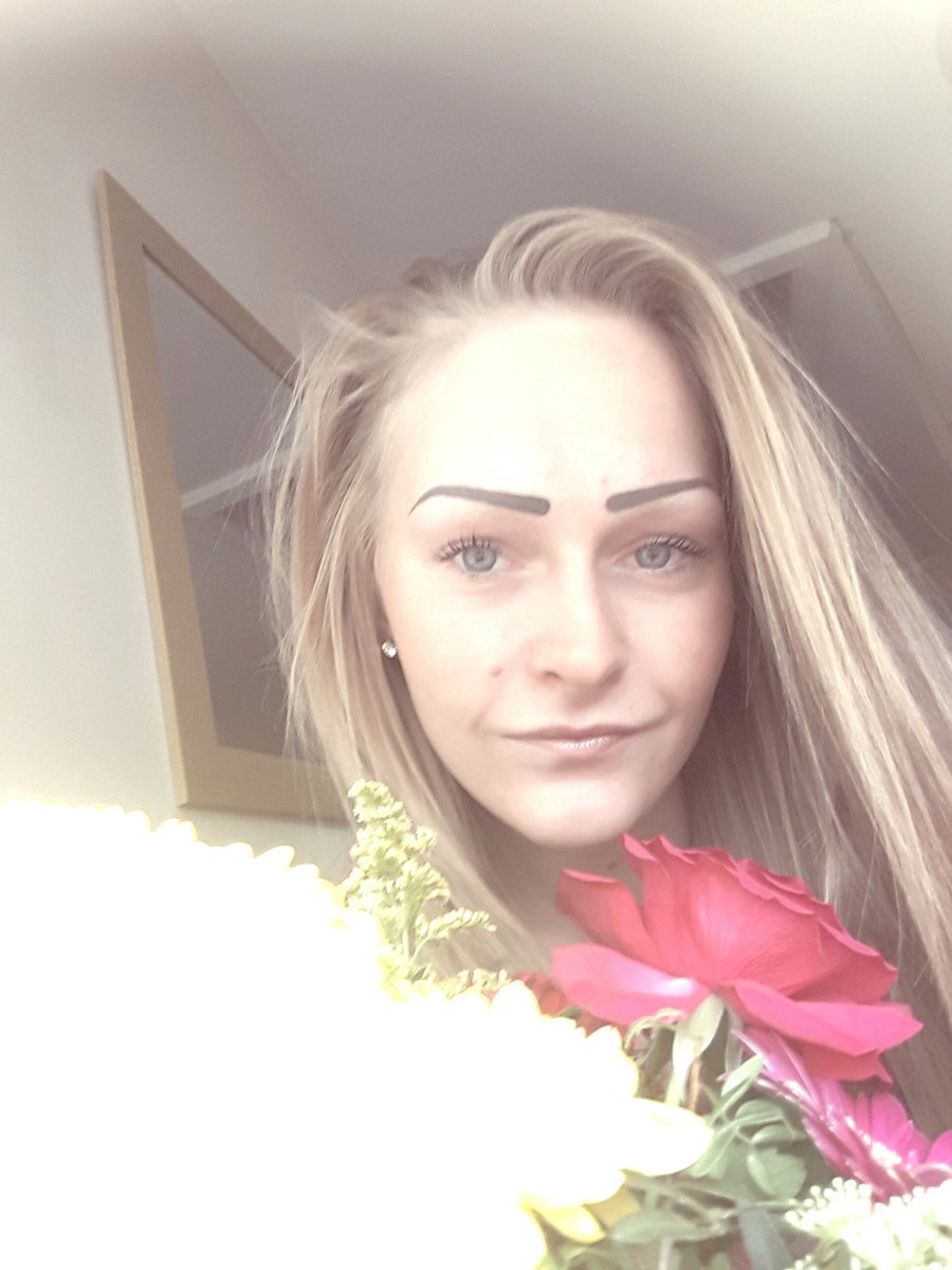 Love my flowers off my man 😘