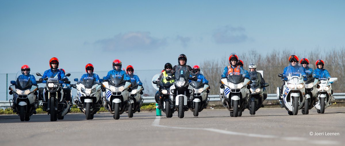 poltrudo's tweet photo. Dag van de Motorrijder zondag 26 maart 2017 vanaf 09.00 uur (Fruitveiling Belorta, Kernielerweg 59 in Borgloon) https://t.co/OLgpR84gGr