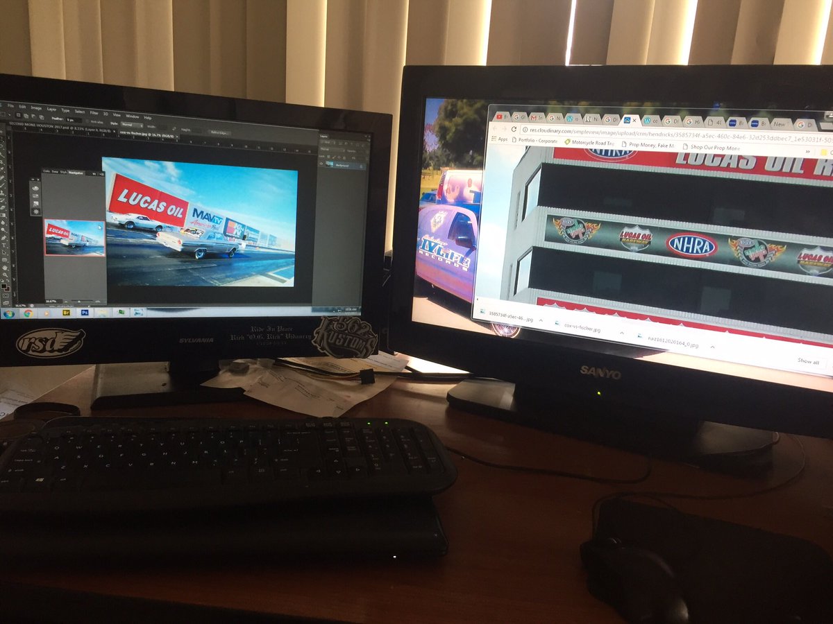 COMPTONRIDA1's tweet photo. Editing bay!! Work !!!! Work!!! #CeeRiderVision https://t.co/r9DU24omcd