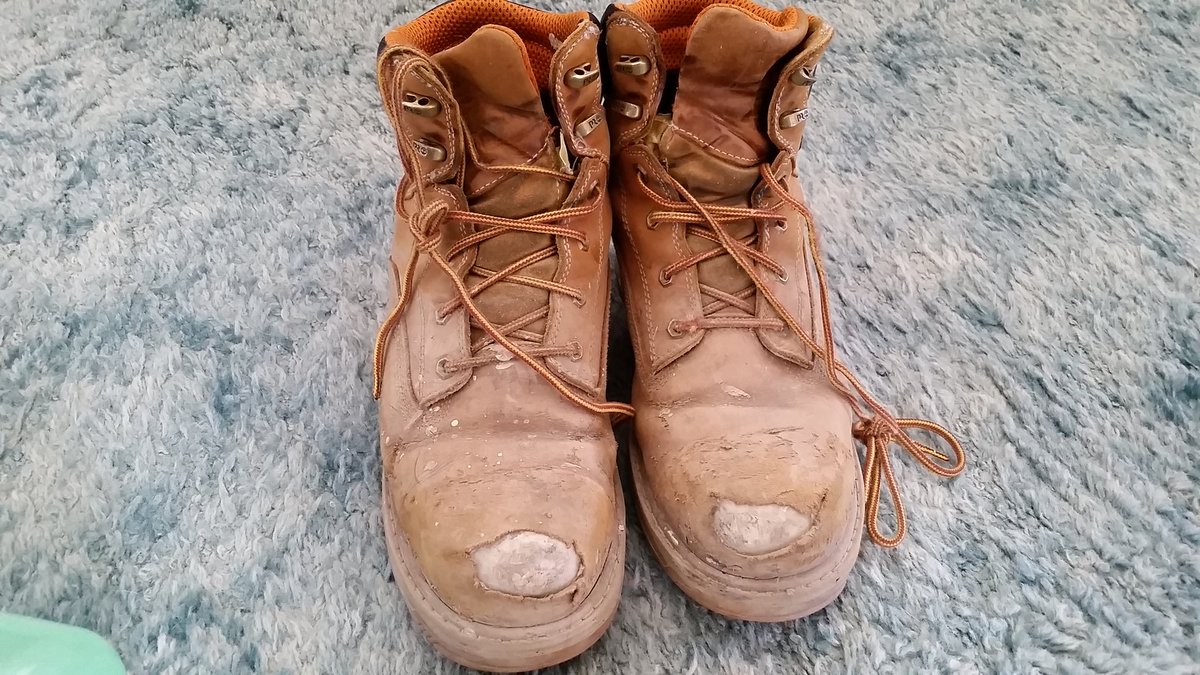 pignatelli_mike's tweet photo. My @Timberland work boots still holding strong after 3 years of abuse!! #timefornewboots https://t.co/zdPdvHHMKo