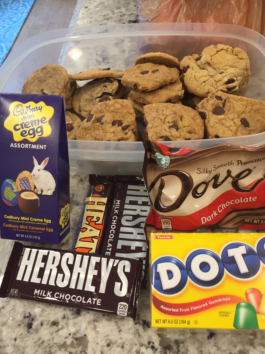 davepotts2's tweet photo. The key to success in NFBC is draft prep.  Here's a look into my final preparations before heading off to Vegas.  #howtheprosdoit https://t.co/a5cd6xpOZh