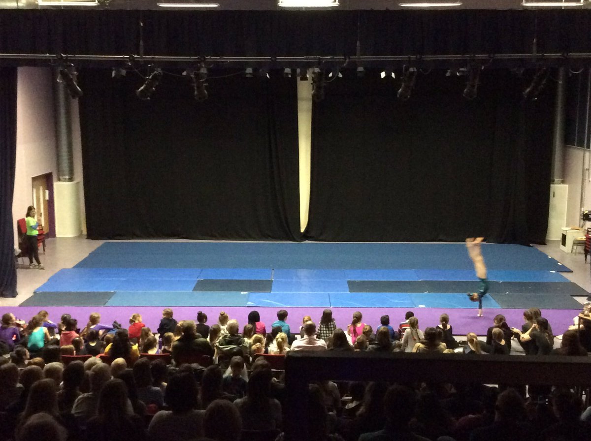 BroGymnastics's tweet photo. COE Gynastics Club finishing off an incredible night here #BHSShowcase.Great routines with all gymnasts showing their amazing talents✨💃🏻 https://t.co/DRjPc08v8n