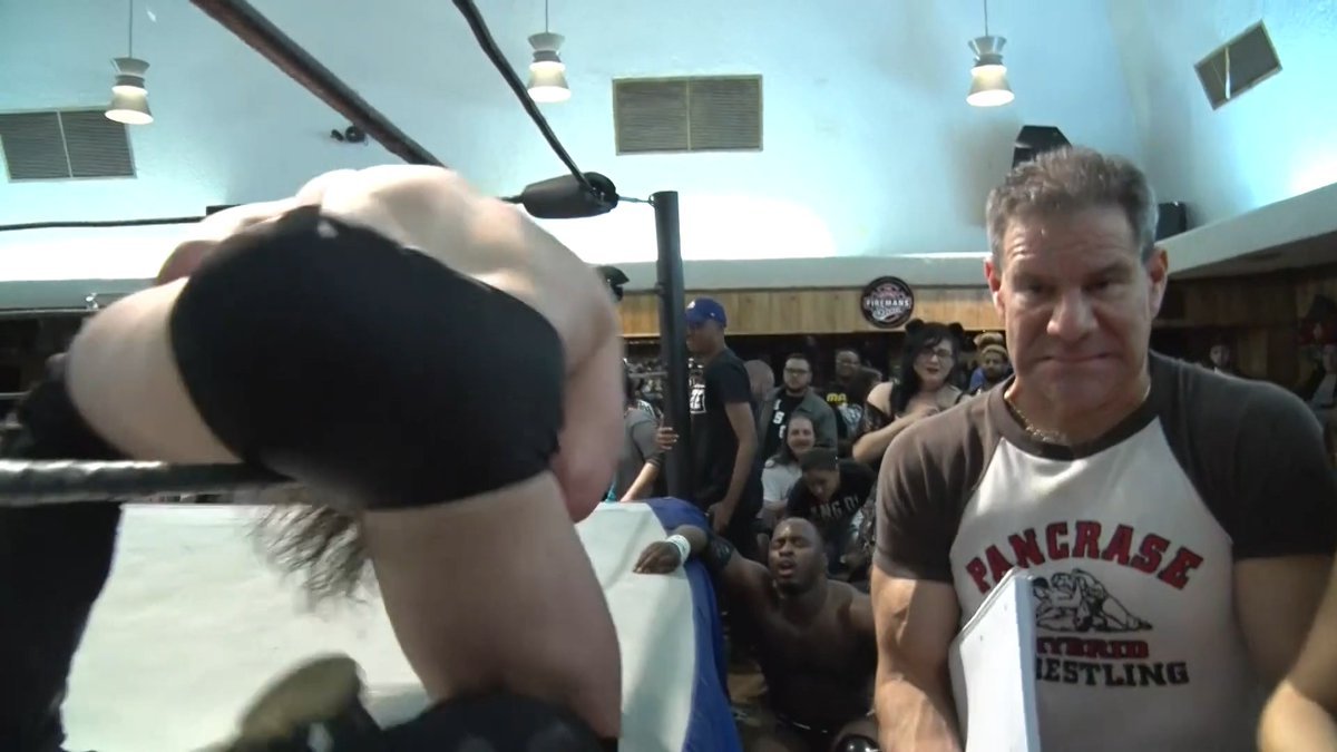 C7i7_uYVQAA0UVx.jpg:large