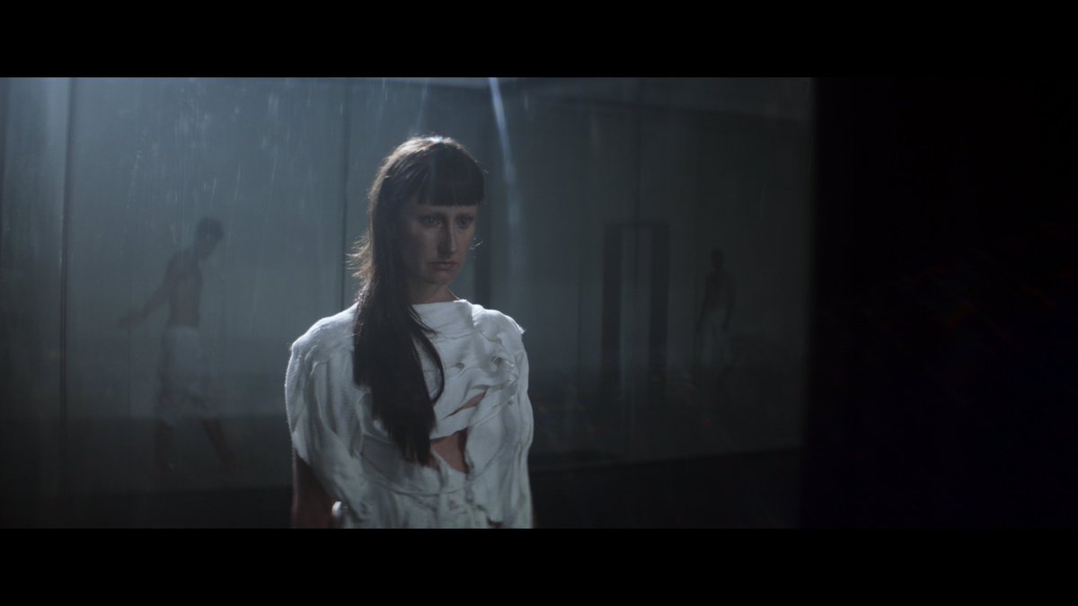 💕It's finally here! Watch the official video for 'Elevate' <a href="/KALTBLUTMAG/">KALTBLUT Magazine</a>

Director: Tobi Jonson. Designs: Jef Montes

kaltblut-magazine.com/video-premiere…