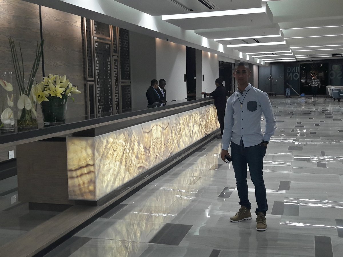 VMoses's tweet image. The Band new Capital Menlyn Maine @TheCapital_SA # Capital #CapitalMenlyn @TripAdvisor @JoziLifeStyle @IntertwEAT @TravelChatSA  must go