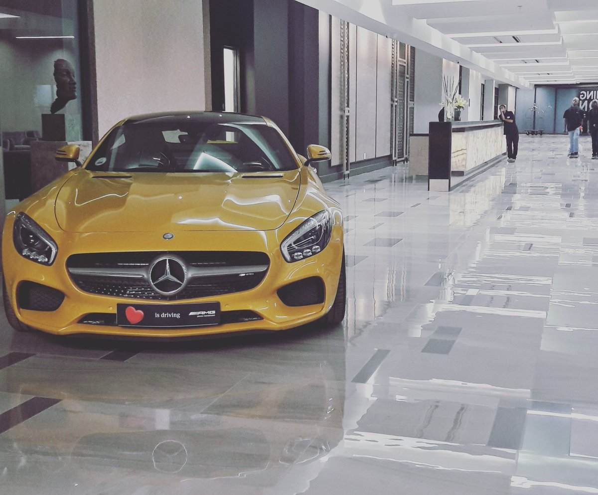 VMoses's tweet image. The Band new Capital Menlyn Maine @TheCapital_SA # Capital #CapitalMenlyn @TripAdvisor @JoziLifeStyle @IntertwEAT @TravelChatSA  reception.