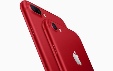 De iPhone 7 en 7 plus zijn vanaf vrijdag ook in het rood te krijgen. Apple kondigde de nieuwe kleur van de telefoons dinsdag aan.
