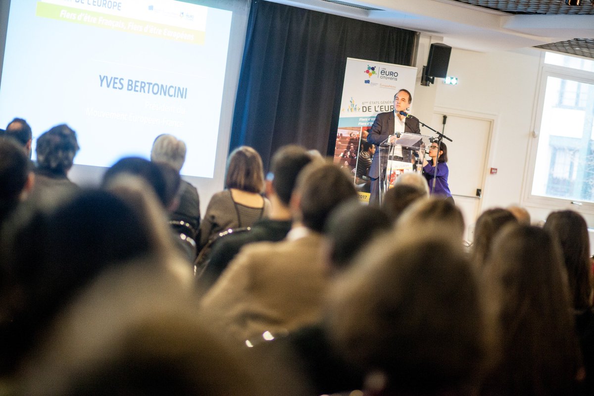 "Le patriotisme, c’est l’amour des siens, le nationalisme, c’est la haine des autres", <a href="/ybertoncini/">Yves Bertoncini</a> à Lille >> bit.ly/2nFQLcy