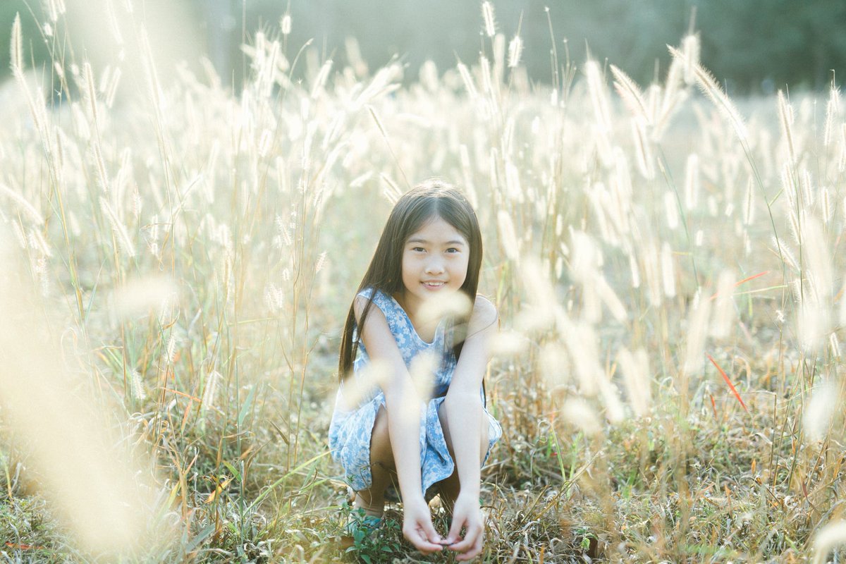 catzcrewz's tweet photo. จับเด็กแถวบ้านมาถ่ายรูปเล่น https://t.co/Pqzxvw6tYz