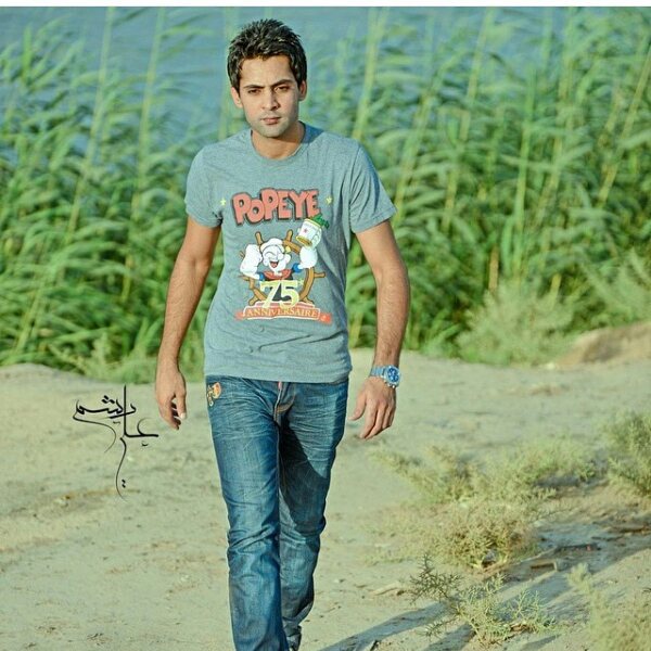 أنا هناك ياحبيبي بعيدة عنك لكني سأذكرك دوما سأترقب خطواتك سأهمس باسمك وسأحلمك دوما