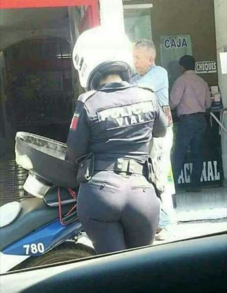 GiveMeInternet's tweet photo. About to get a speeding ticket... https://t.co/ZIaSSm4Iri