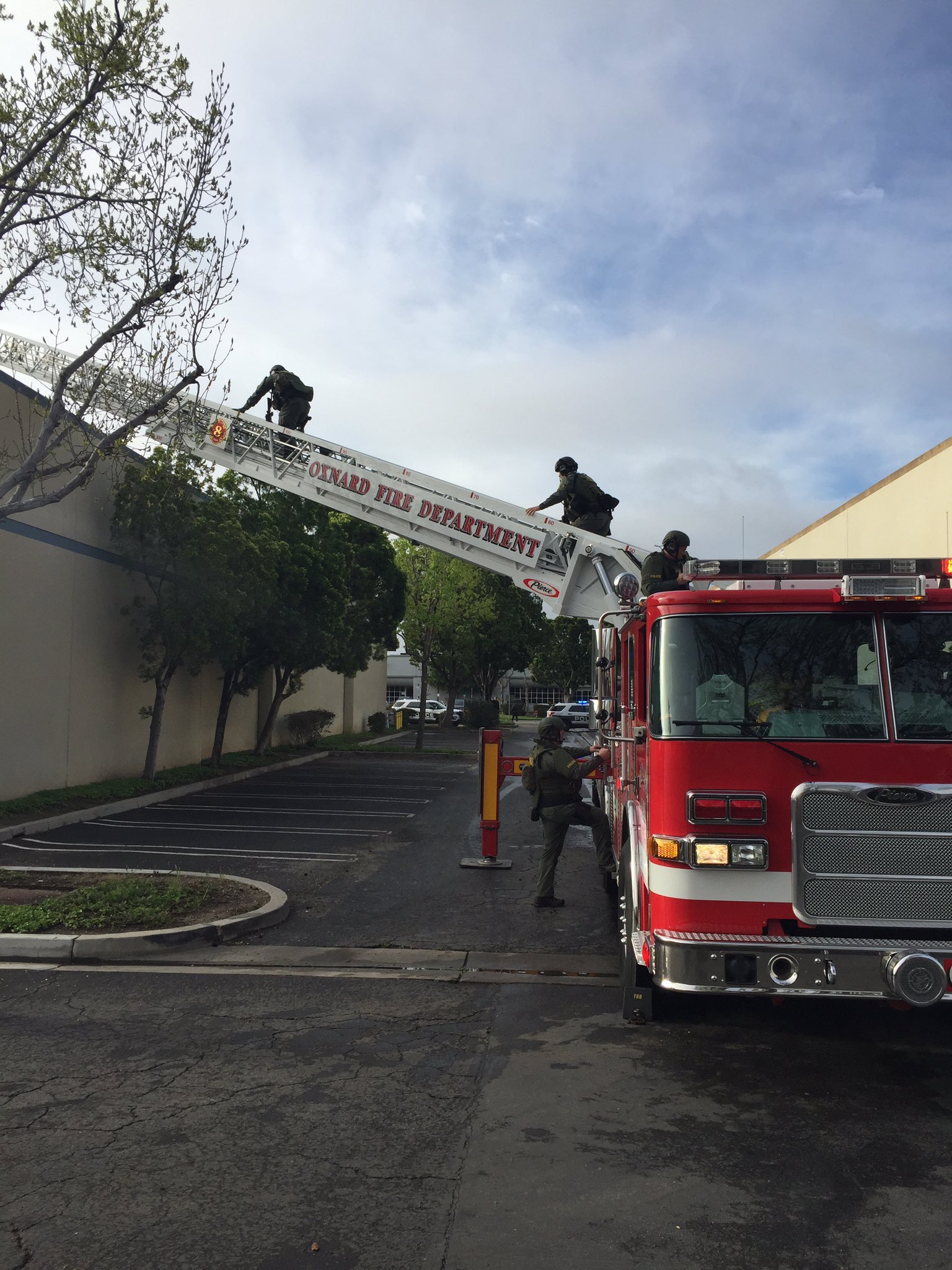 Oxnard Fire Dept. on Twitter "oxnardfire assisting Oxnard PD and SWAT with a search of a