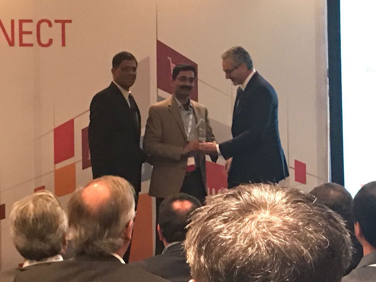 tech_mahindra's tweet image. .@Oracle and @tech_mahindra deliver Industry’s First #VoLTE as a Service Offering at #OracleIC17.  #TechMNetworks #UnlockExperiences #VoWifi