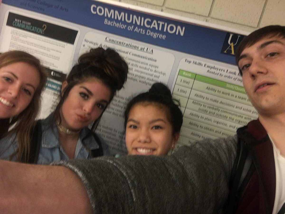 Kaylie_726's tweet photo. #WayneCommFun #MilkshakesAndMajors #ThisIsForAClass https://t.co/EpzxmJ5tdo