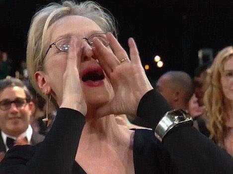 Garth: I'm not big on social graces

Everyone: Think I'll slip on down to the OAASSIISSS!!

appsto.re/us/x901eb.i