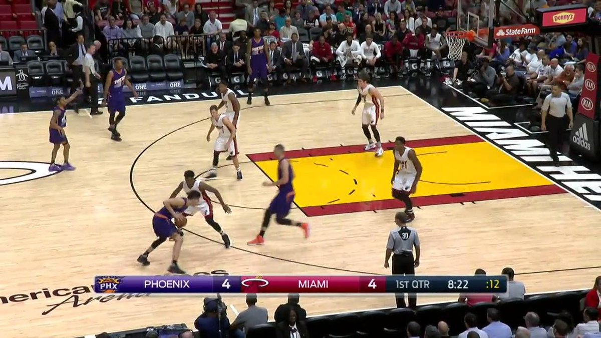 BiggsBBQMoBay's tweet photo. Counting down the Top 10 Plays from Tuesday night in the NBA! https://t.co/JXP7qlXa43 https://t.co/ejgSUG9HSa