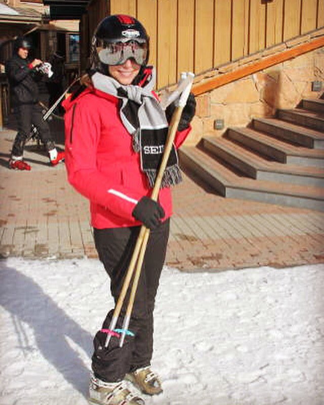 OSBE_HELMETS's tweet photo. Live...Breathe...Ski โท #WednesdayWisdom #SkiGoggleFree #OSBEUSA https://t.co/5jKBRi7lhw https://t.co/cWTYraxQ2f