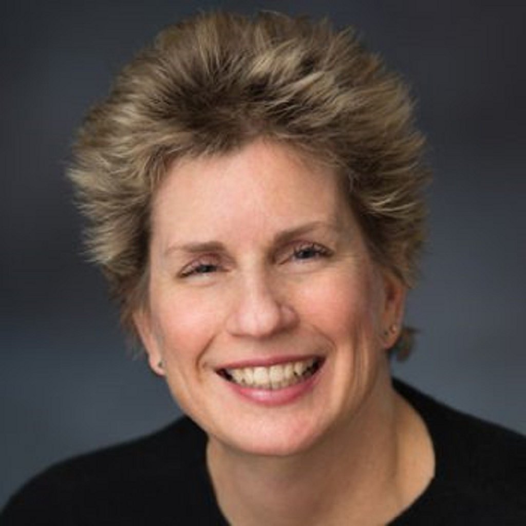PortlandClinic's tweet photo. “My patients make me laugh every day.” Meet Dr. Laura Bledsoe, our #featureddoc of the week: https://t.co/k4CviiGnD4 https://t.co/06HBFVNuNs